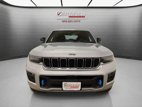 Used 2023 Jeep Grand Cherokee Overland w/ Luxury Tech Group IV image 2