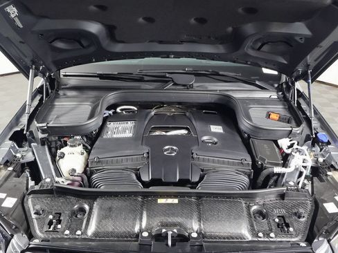 New 2026 Mercedes-Benz GLS 580 4MATIC image 10