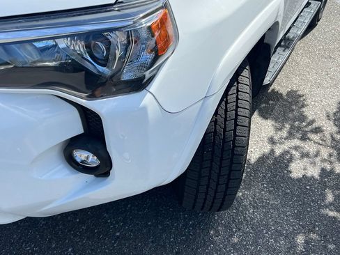 Certified 2024 Toyota 4Runner SR5 Premium w/ Moonroof Package AWD/4WD image 3