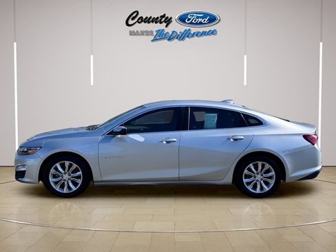 Used 2020 Chevrolet Malibu LT FWD image 3