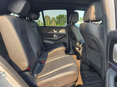 Used 2024 Mercedes-Benz GLE 350 4MATIC w/ AMG Line Interior image 25