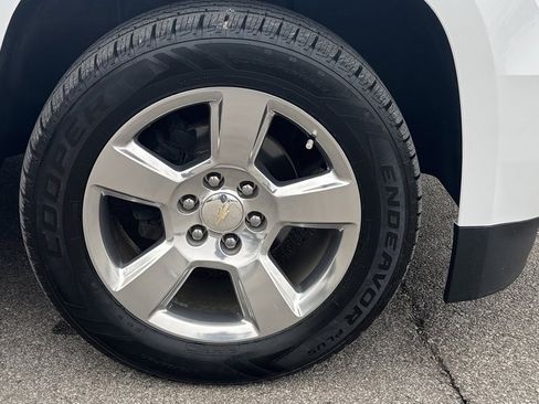 Used 2020 Chevrolet Suburban LT image 5