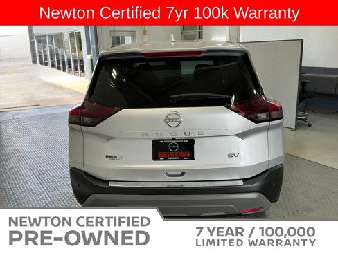 Used 2023 Nissan Rogue SV FWD image 5