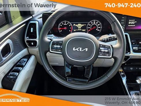 Used 2022 Kia Sorento SX AWD/4WD image 7