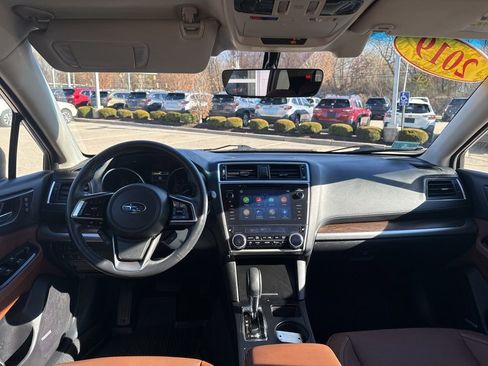 Used 2019 Subaru Outback 2.5i Touring image 8