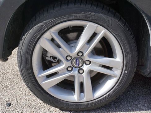 Used 2014 Volvo S60 T5 FWD image 11