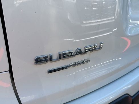 Certified 2023 Subaru Ascent Premium w/ Convenience Package AWD/4WD image 4