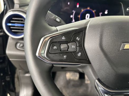 Used 2025 Chevrolet Trax LT w/ Driver Confidence Package image 15