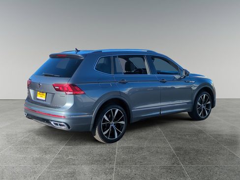 Used 2022 Volkswagen Tiguan SEL R-Line image 5
