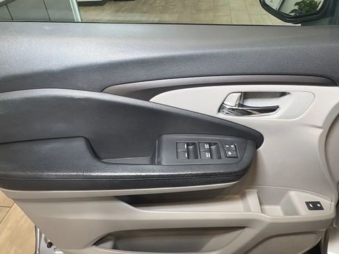 Used 2016 Honda Pilot EX-L image 21