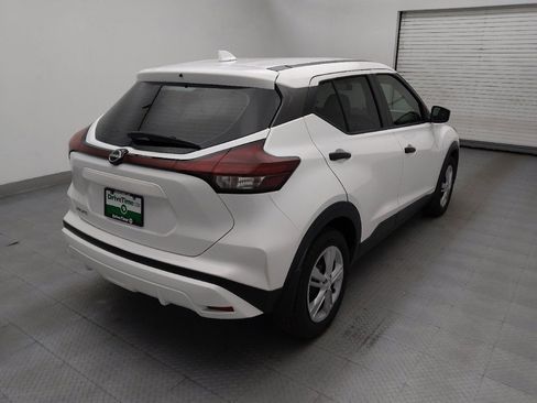Used 2022 Nissan Kicks S FWD image 9