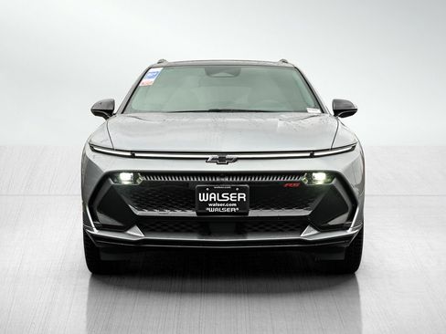 New 2025 Chevrolet Equinox EV RS w/ LPO, Trailering Package image 2