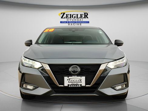 Used 2022 Nissan Sentra SR FWD image 2