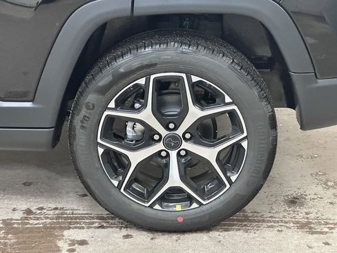 New 2026 Jeep Compass Limited w/ Sun, Sound & Navigation Group image 42