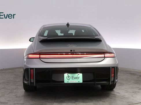 Used 2023 Hyundai Ioniq 6 SEL RWD image 15