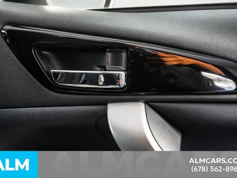 Used 2024 Mitsubishi Eclipse Cross SE image 48