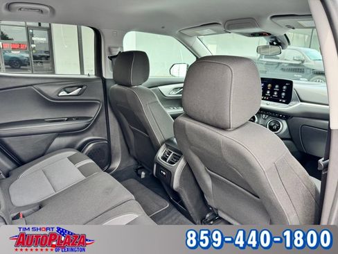 Used 2025 Chevrolet Blazer LT AWD/4WD image 44