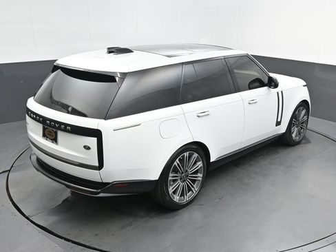 Used 2023 Land Rover Range Rover SE AWD/4WD image 37