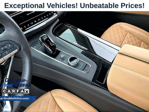 Used 2024 Cadillac Escalade Sport w/ Touring Package AWD/4WD image 16