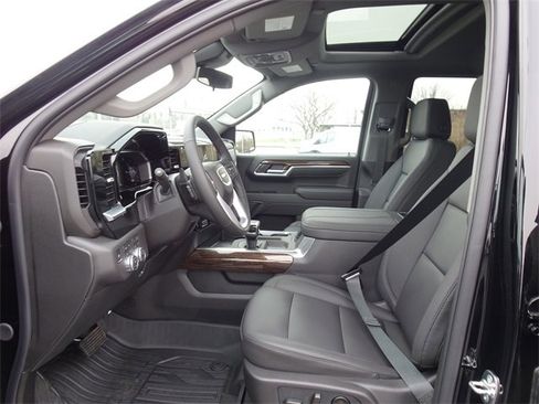 New 2026 GMC Sierra 1500 Elevation w/ Elevation Premium Package image 11