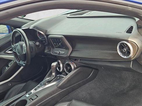 Used 2019 Chevrolet Camaro LT image 20