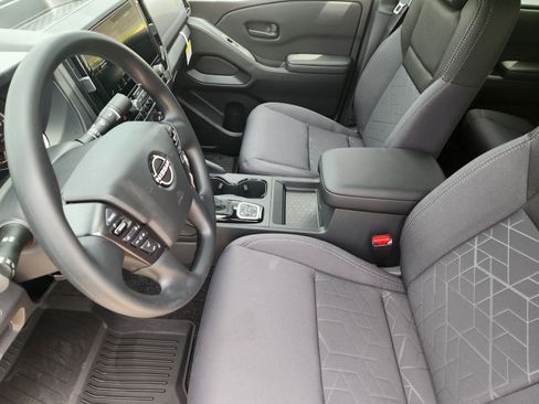 New 2026 Nissan Frontier SV AWD/4WD image 12