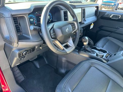 New 2025 Ford Bronco Badlands AWD/4WD image 17