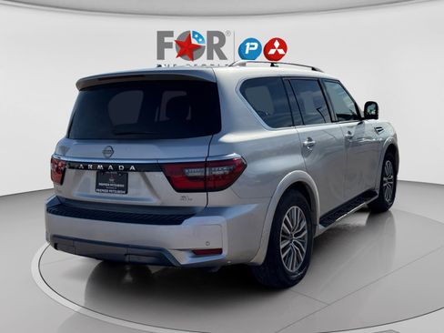 Used 2021 Nissan Armada SL w/ Captain's Chairs Package image 5