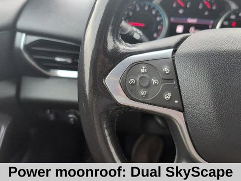 Used 2021 Chevrolet Traverse High Country AWD/4WD image 9