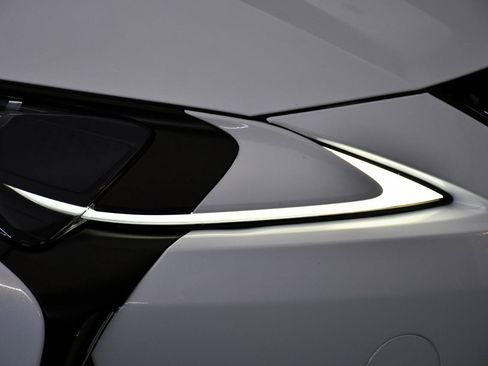 Used 2021 Lexus LC 500 Convertible w/ Touring Package RWD image 14