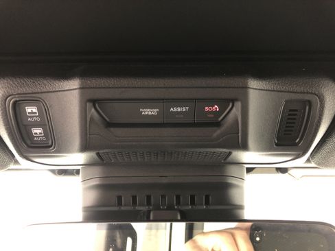 Certified 2024 Jeep Wrangler Unlimited Rubicon AWD/4WD image 21