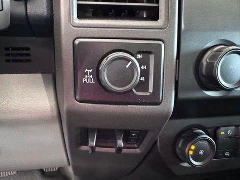 Certified 2022 Ford F250 XL w/ STX Appearance Package image 19