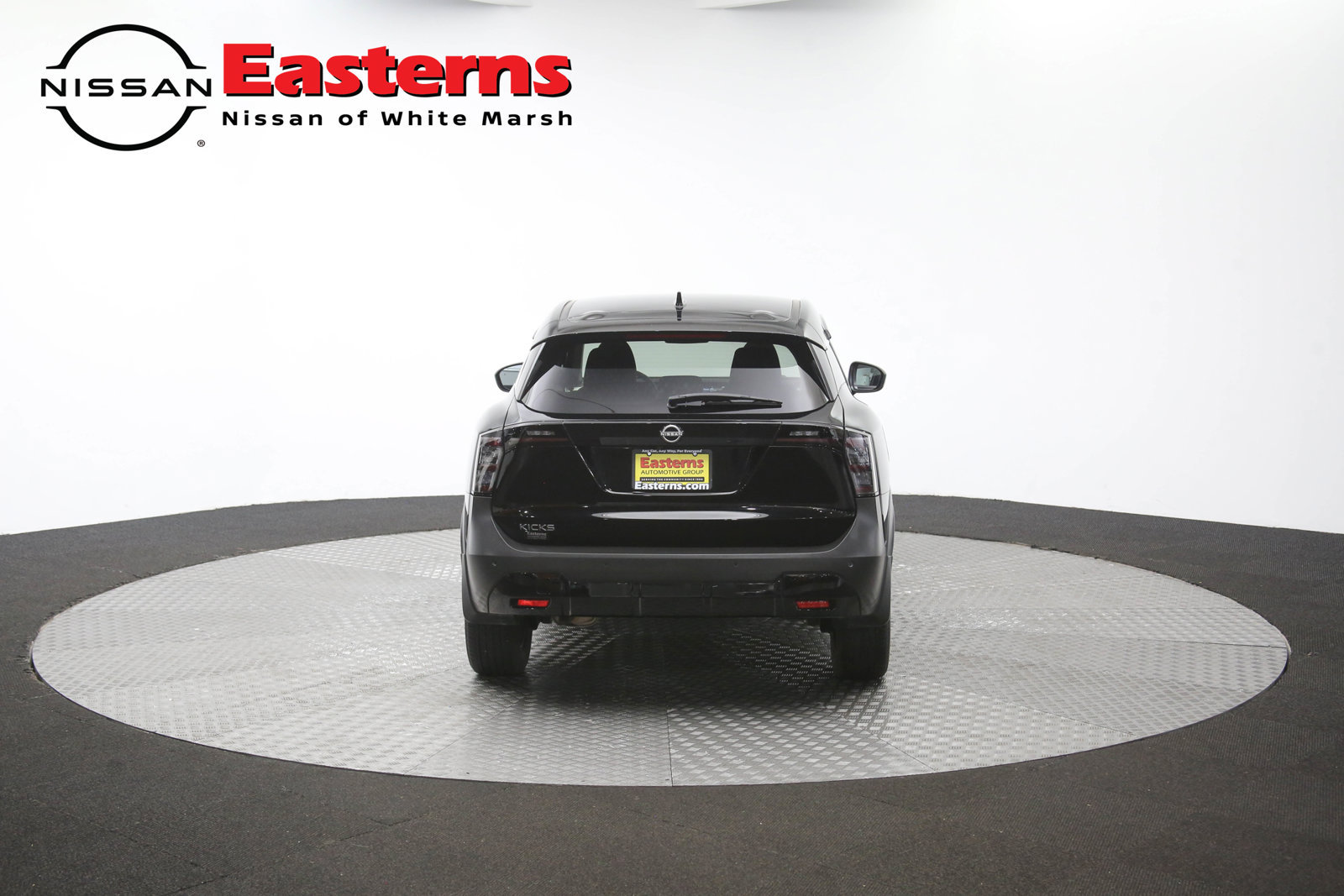 Used 2025 Nissan Kicks SV FWD image 36