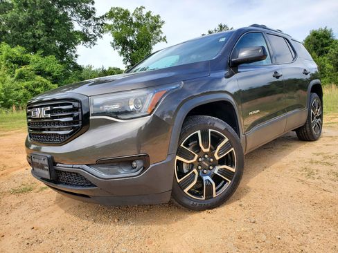 Used 2019 GMC Acadia SLT w/ Black Edition AWD/4WD image 2