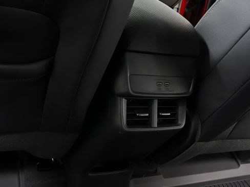 New 2026 Chevrolet Equinox LT FWD image 26