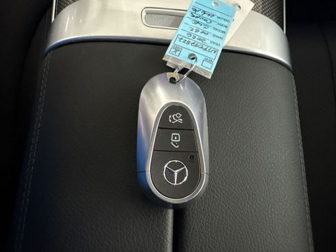Certified 2026 Mercedes-Benz CLE 300 4MATIC Coupe image 33