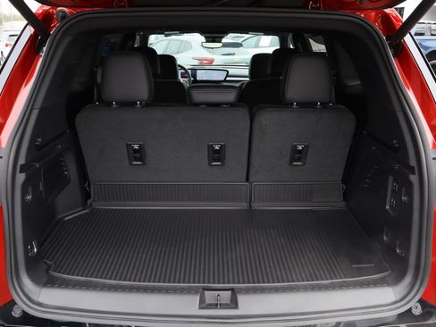 Certified 2026 Buick Enclave Sport Touring w/ Power Package image 28