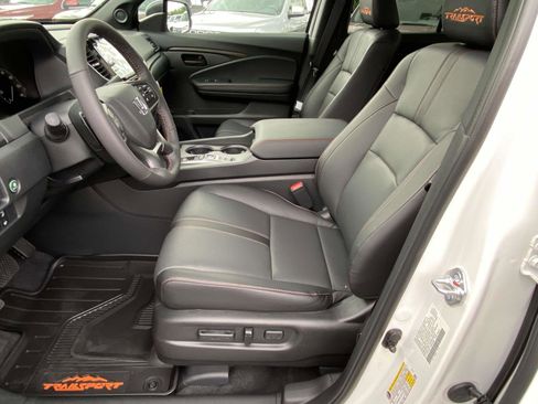 New 2025 Honda Ridgeline TrailSport+ image 9
