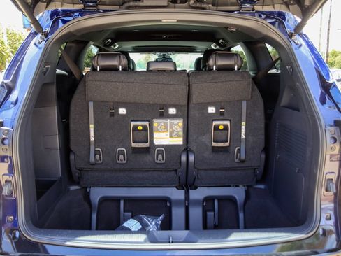 Used 2026 Toyota Sienna Limited FWD image 29