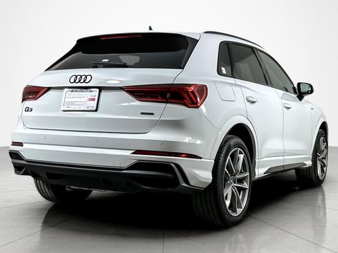 Used 2025 Audi Q3 2.0T Premium image 5