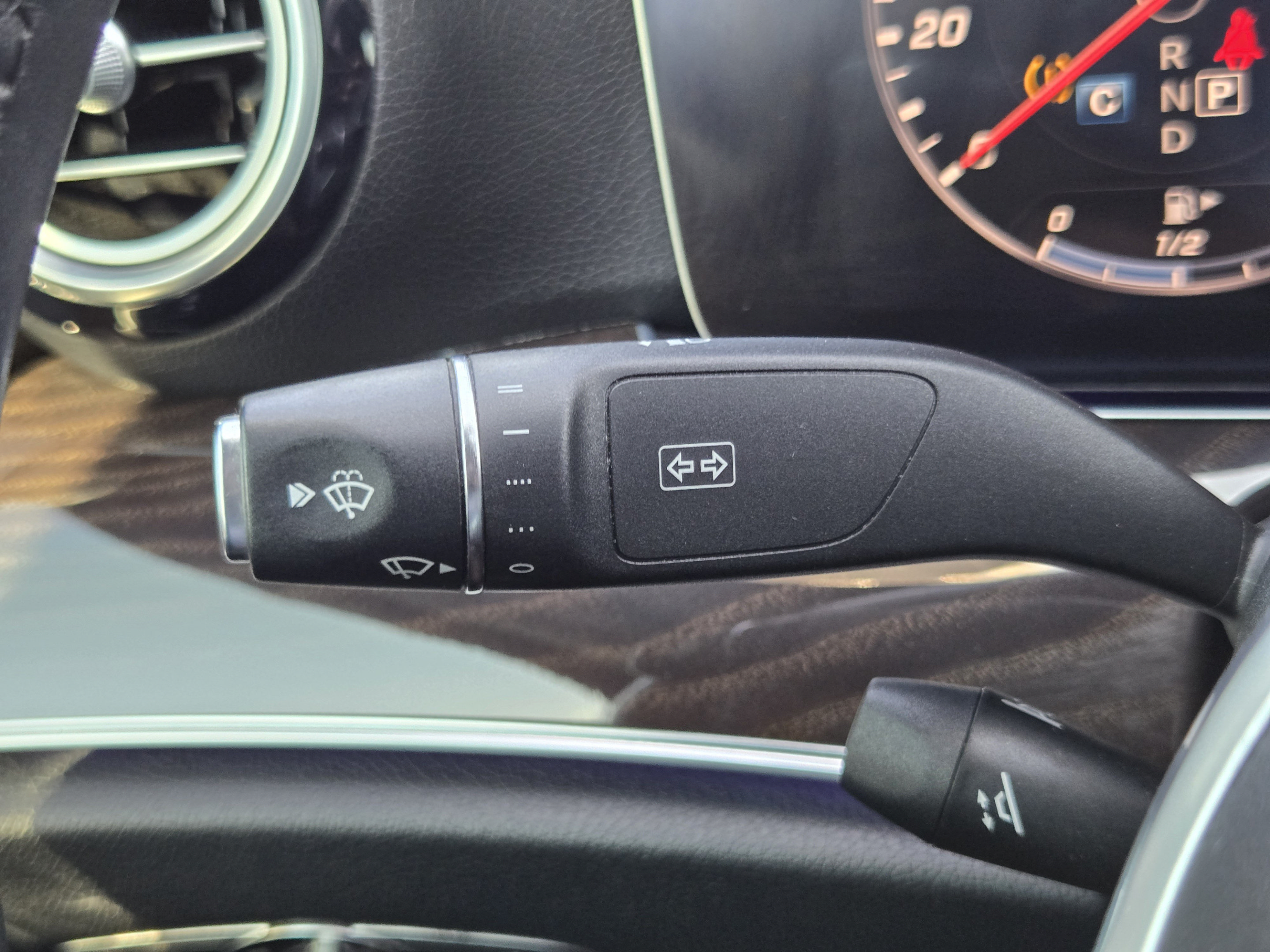 Used 2020 Mercedes-Benz E 350 Sedan image 18