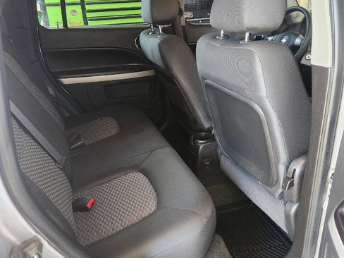 Used 2010 Chevrolet HHR LS FWD image 11
