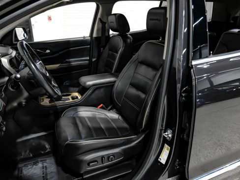 Used 2017 GMC Acadia Denali AWD/4WD image 26