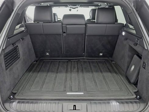 Used 2022 Land Rover Range Rover Sport HST image 37