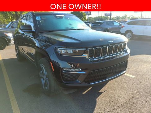 Used 2023 Jeep Grand Cherokee 4WD 4xe image 3