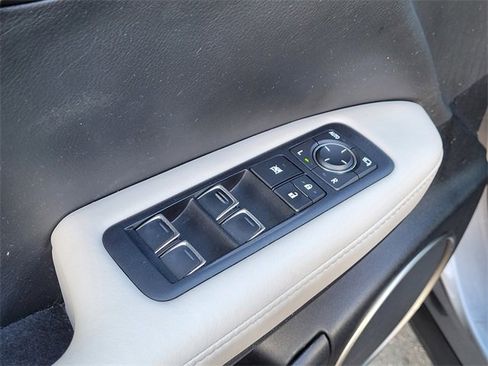 Used 2017 Lexus RX 450h AWD image 16