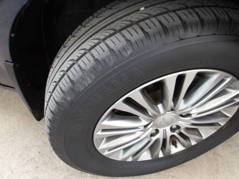Used 2014 Chrysler Town & Country Touring-L w/ Driver Convenience Group FWD image 41