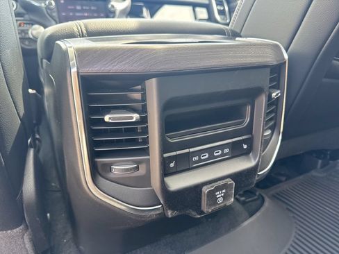 New 2026 RAM 1500 Laramie AWD/4WD image 16
