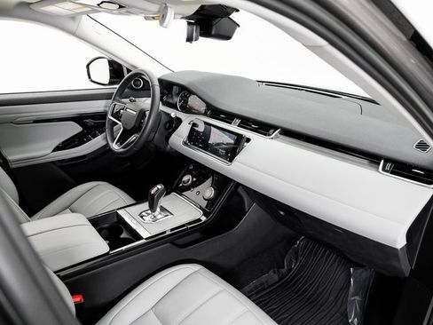 Used 2023 Land Rover Range Rover Evoque SE image 19