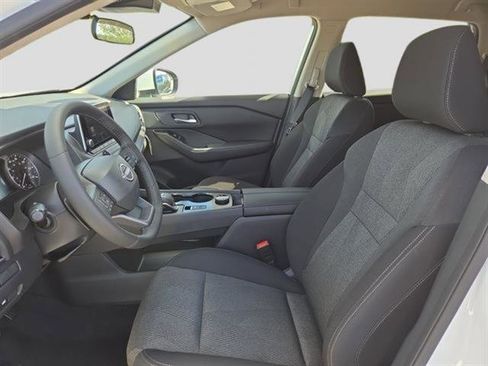 New 2026 Nissan Rogue SV w/ Cold Weather Package image 9